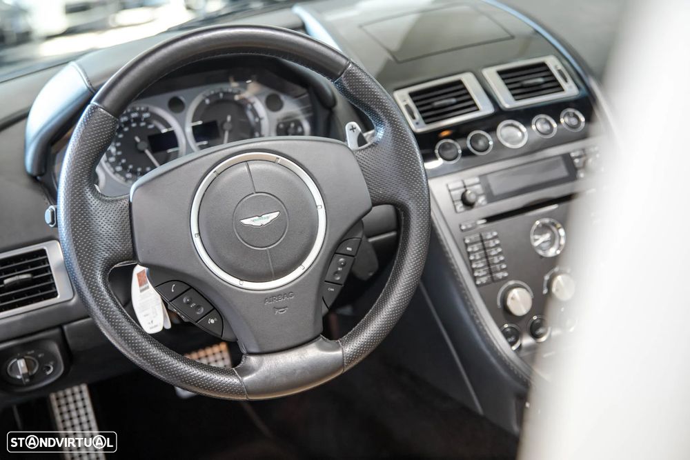 Aston Martin Vantage Coupe V8 Sportshift - 15