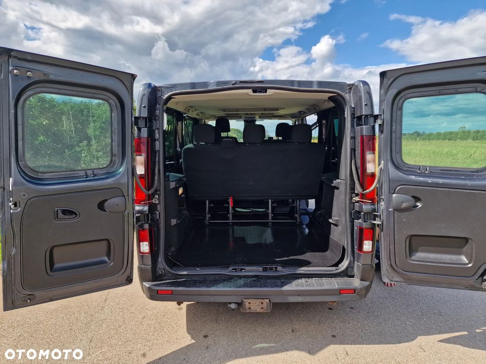 Renault Trafic 2.0 dCi - 17