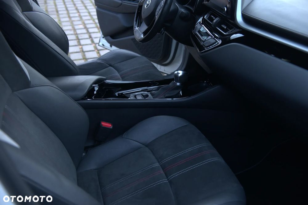 Toyota C-HR 2.0 Hybrid GR Sport - 13