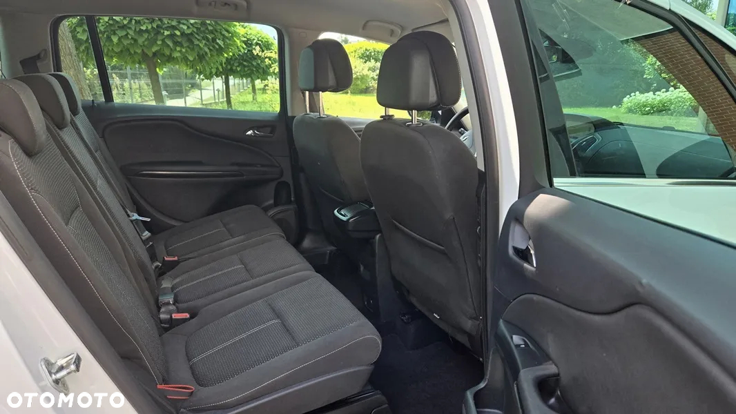 Opel Zafira Tourer 2.0 CDTI Innovation - 17