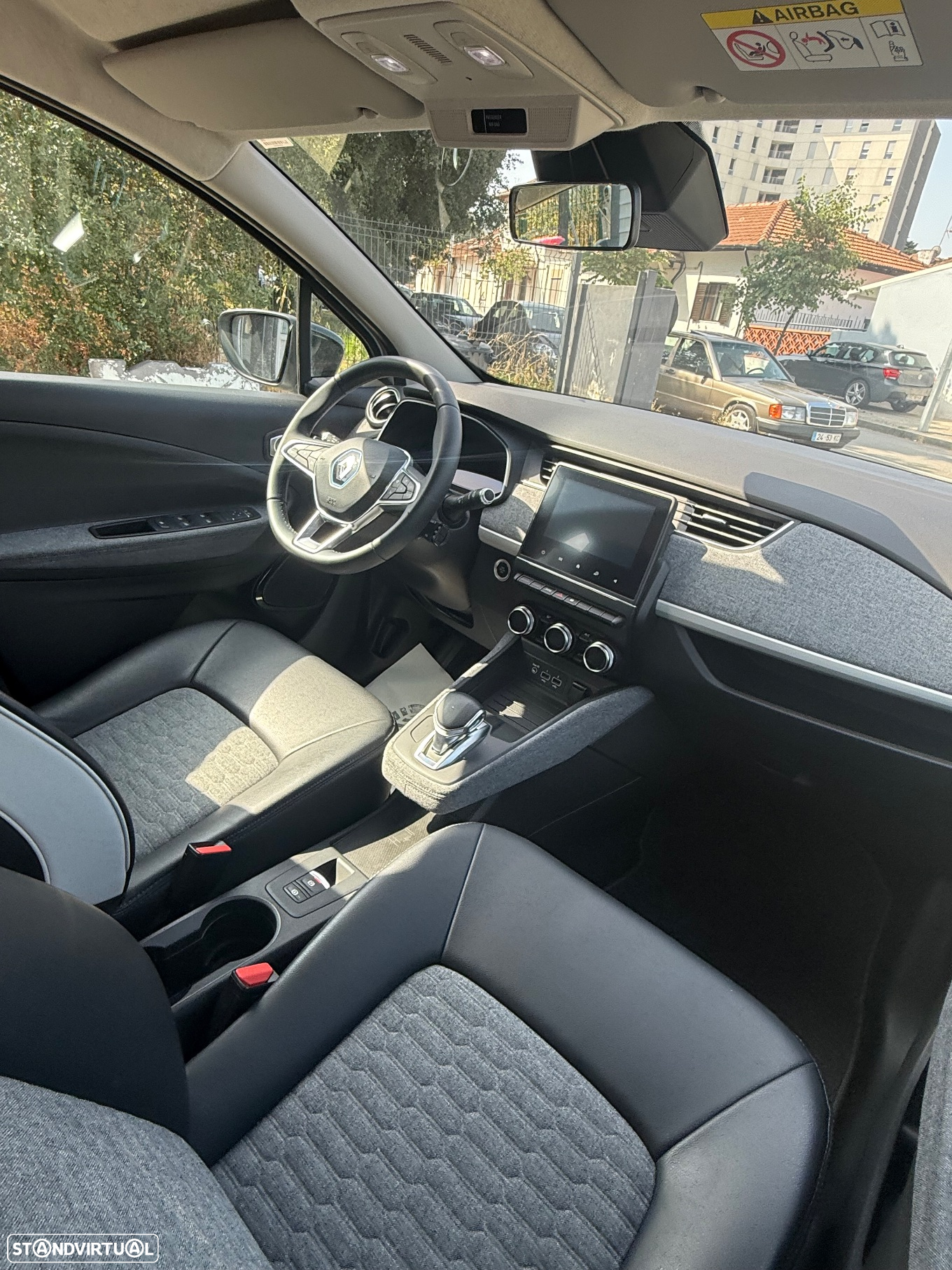 Renault Zoe (c/ Bateria) Limited 50 - 15