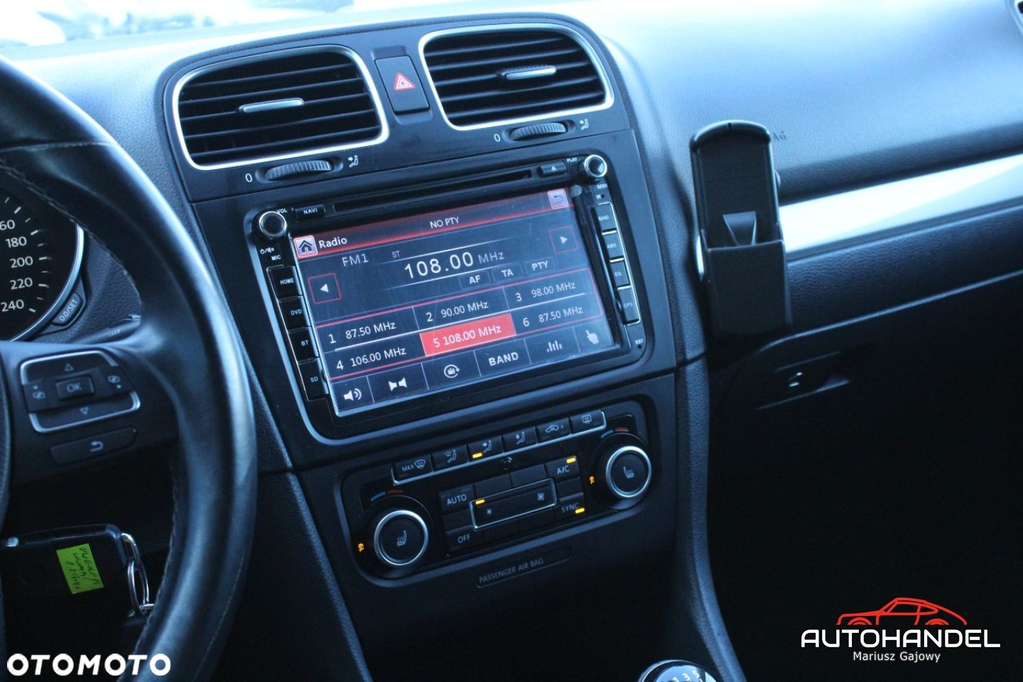 Volkswagen Golf - 16