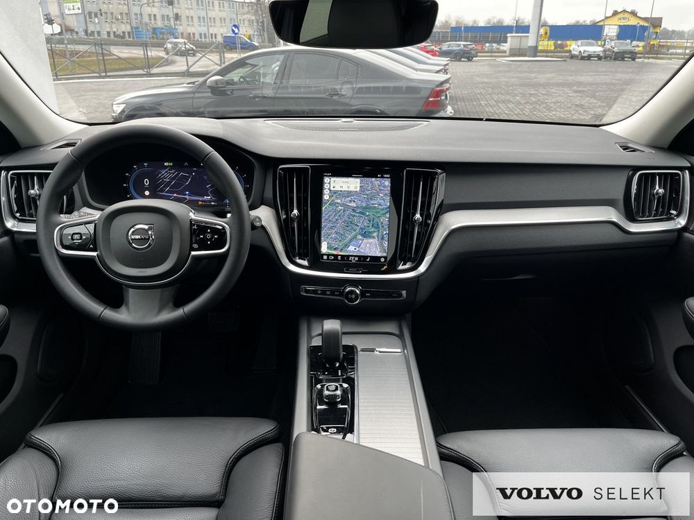 Volvo V60 Cross Country - 16