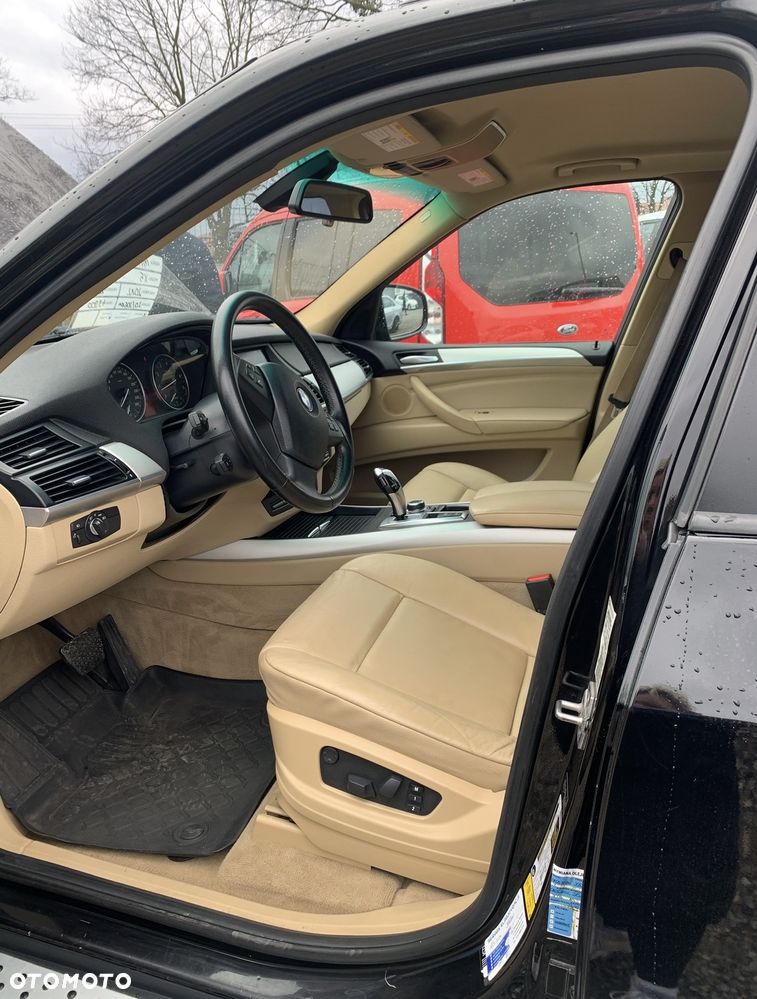 BMW X5 xDrive35i - 7