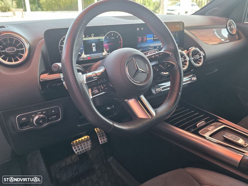 Mercedes-Benz GLA 200 d AMG Line - 8