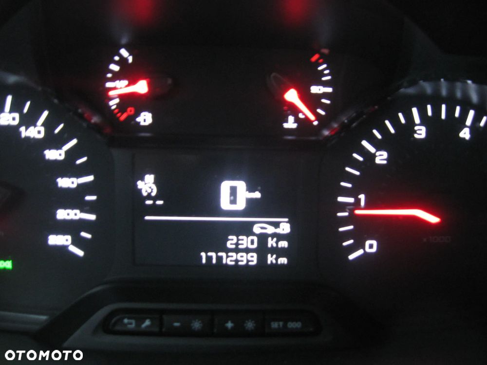 Peugeot Partner - 11