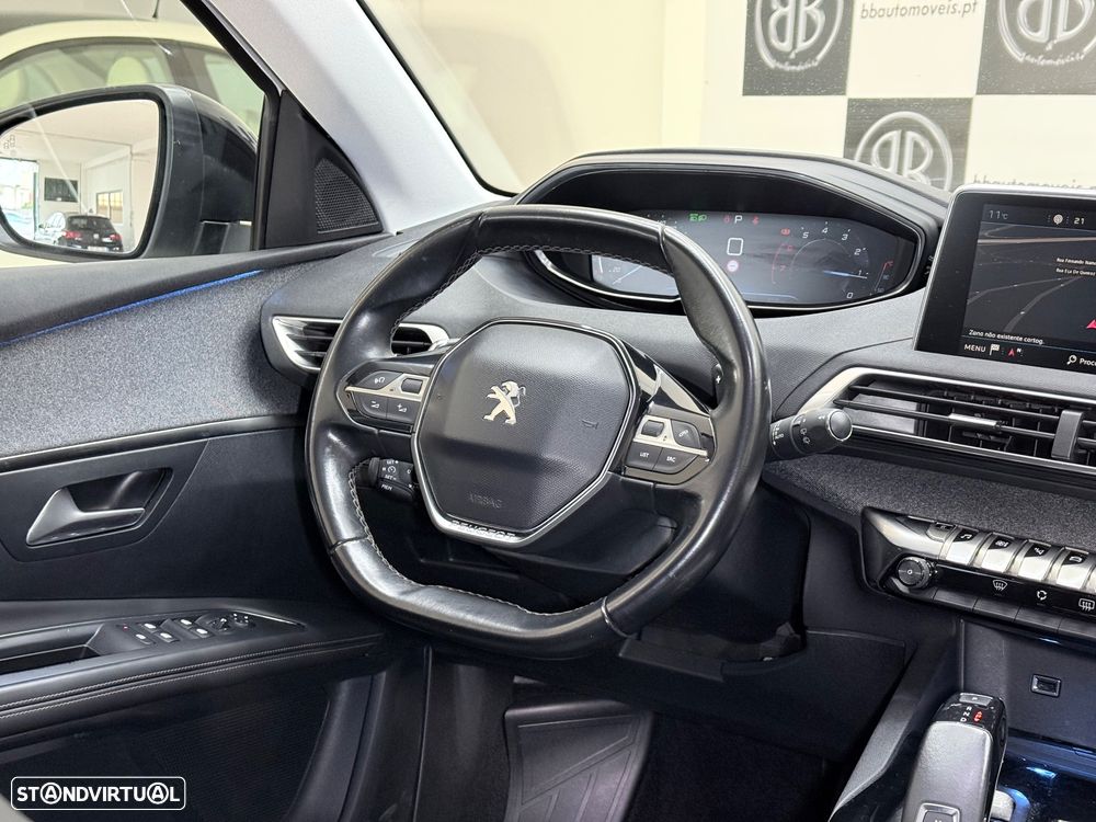 Peugeot 3008 PureTech 130 Stop & Start GPF EAT8 Allure - 12