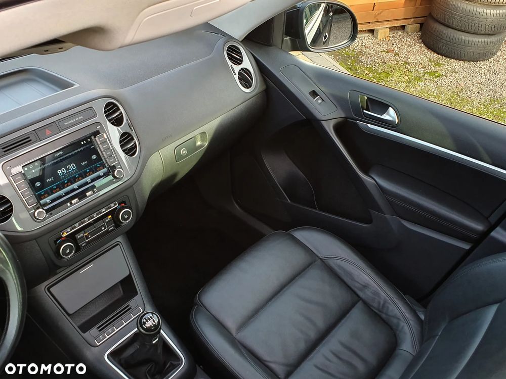 Volkswagen Tiguan - 25