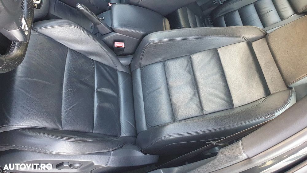 Volkswagen Golf 2.0 DPF GTD DSG - 35