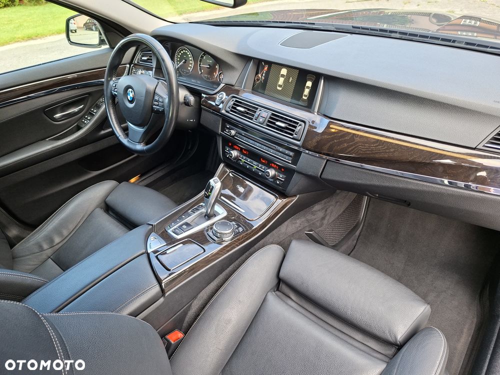 BMW Seria 5 520d xDrive Luxury Line - 14