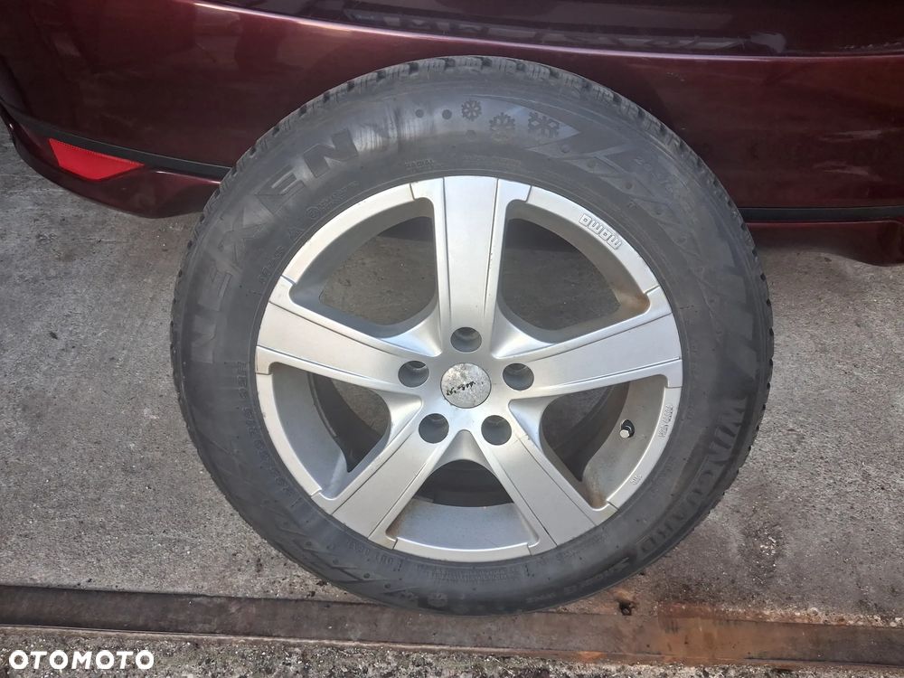 Toyota Avensis 2.0 D-4D Premium - 22
