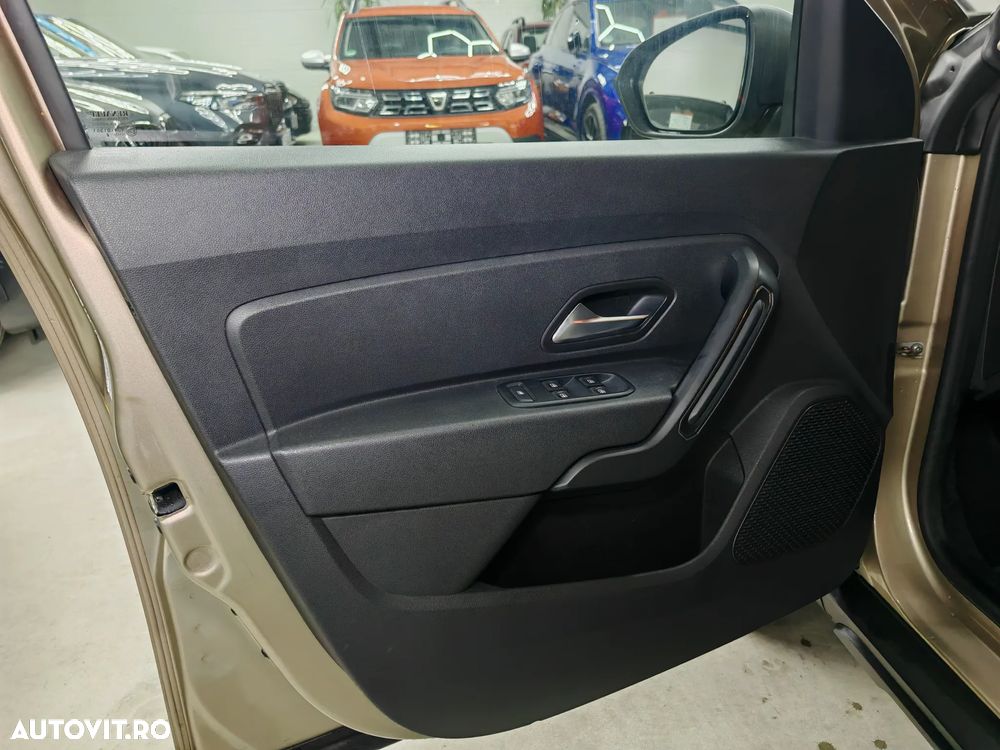 Dacia Duster SCe 115 2WD Comfort - 22