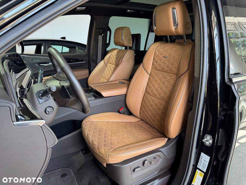 Cadillac Escalade - 18