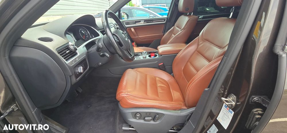 Volkswagen Touareg - 8