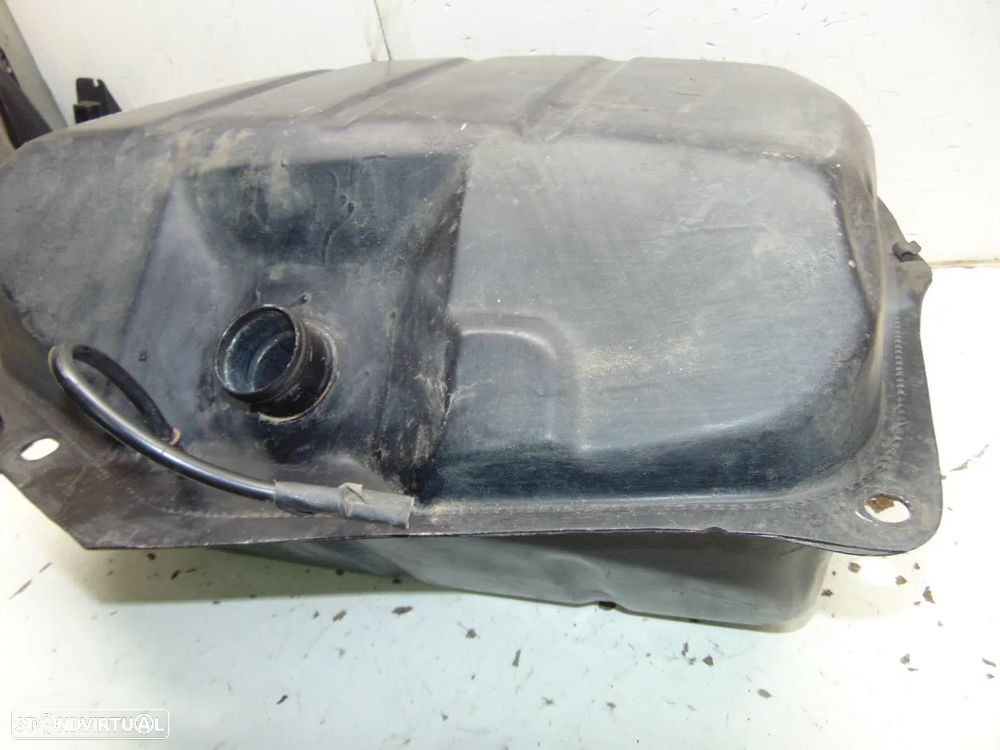 Ford Escort MK2 depósito gasolina - 2