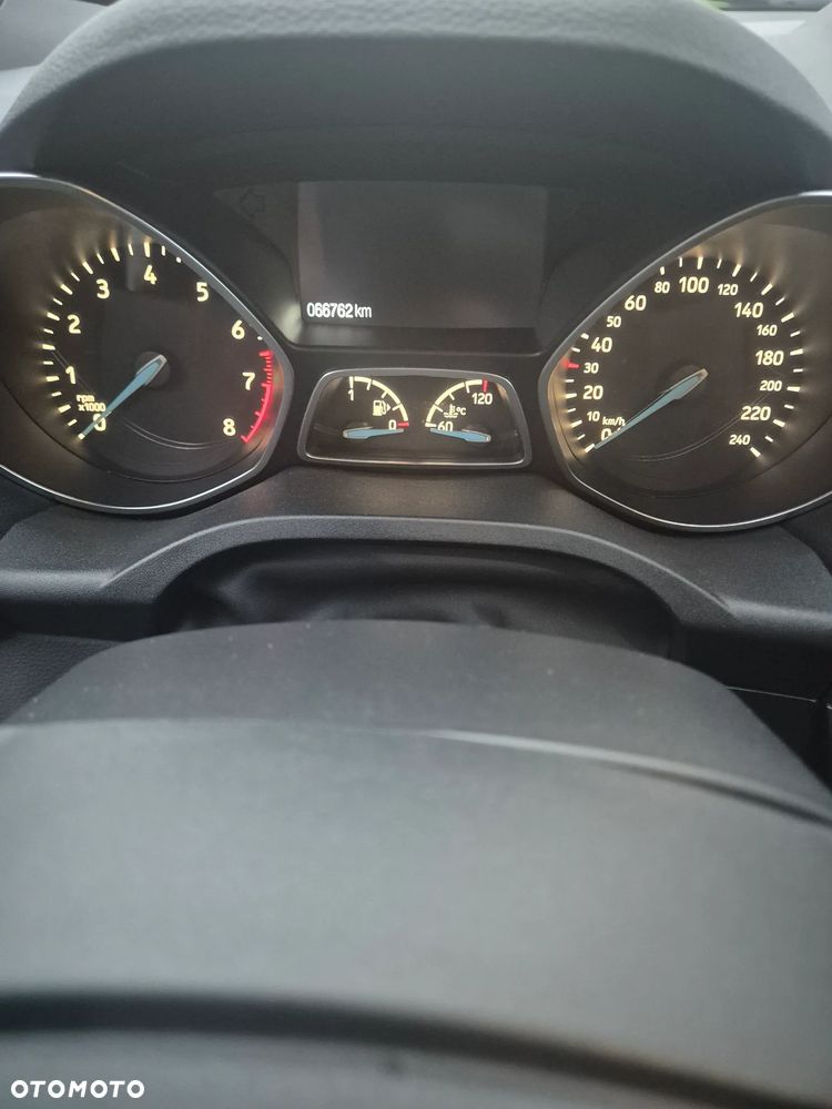 Ford Kuga - 7