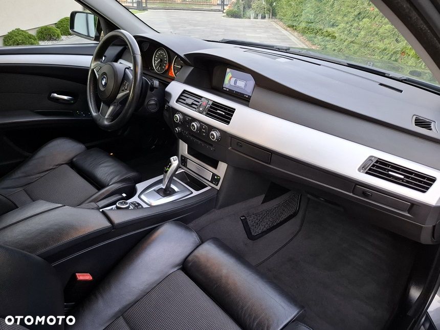 BMW Seria 5 - 17