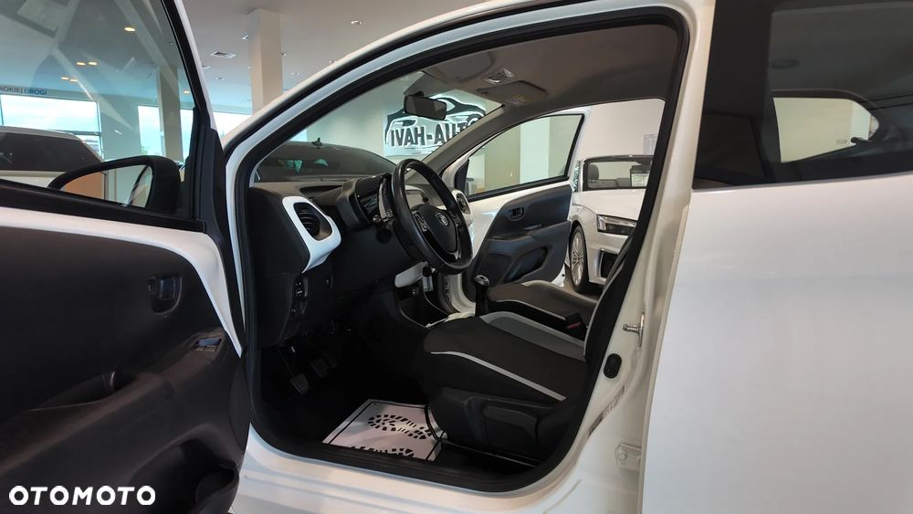Toyota Aygo 1.0 VVT-i Sprint EU6 - 24