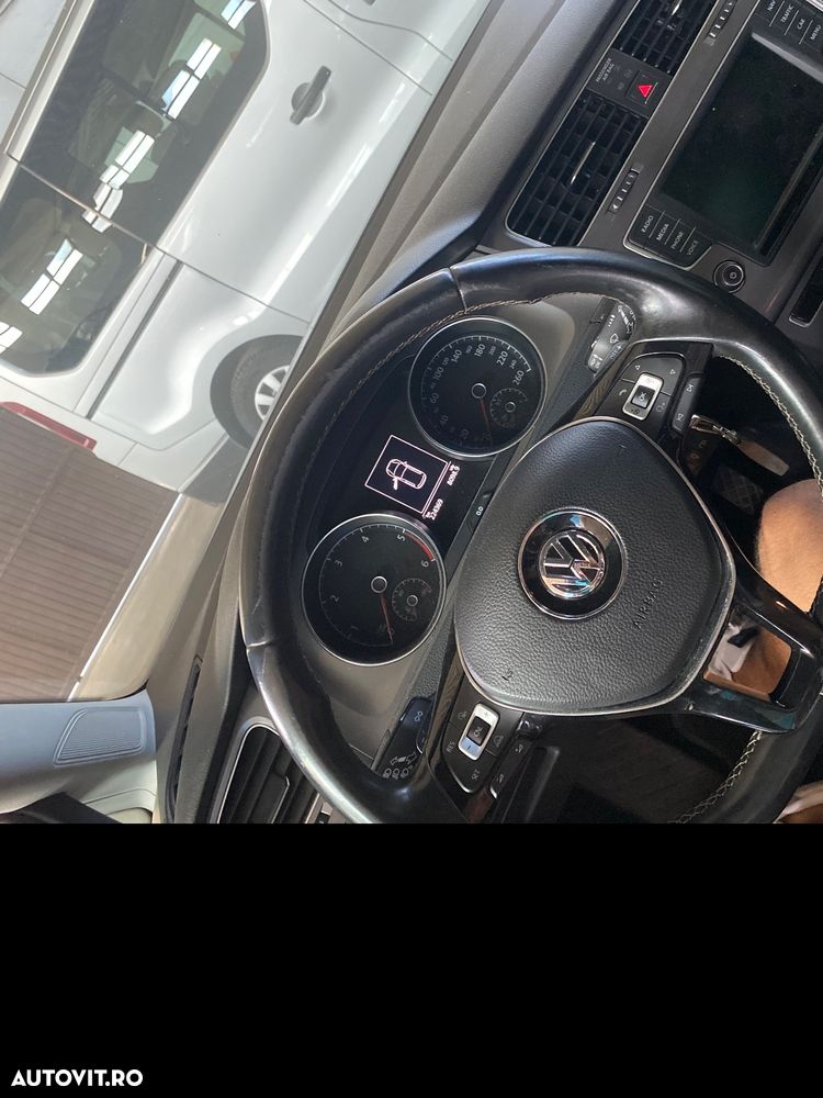 Volkswagen Golf 2.0 TDI DSG Comfortline - 5