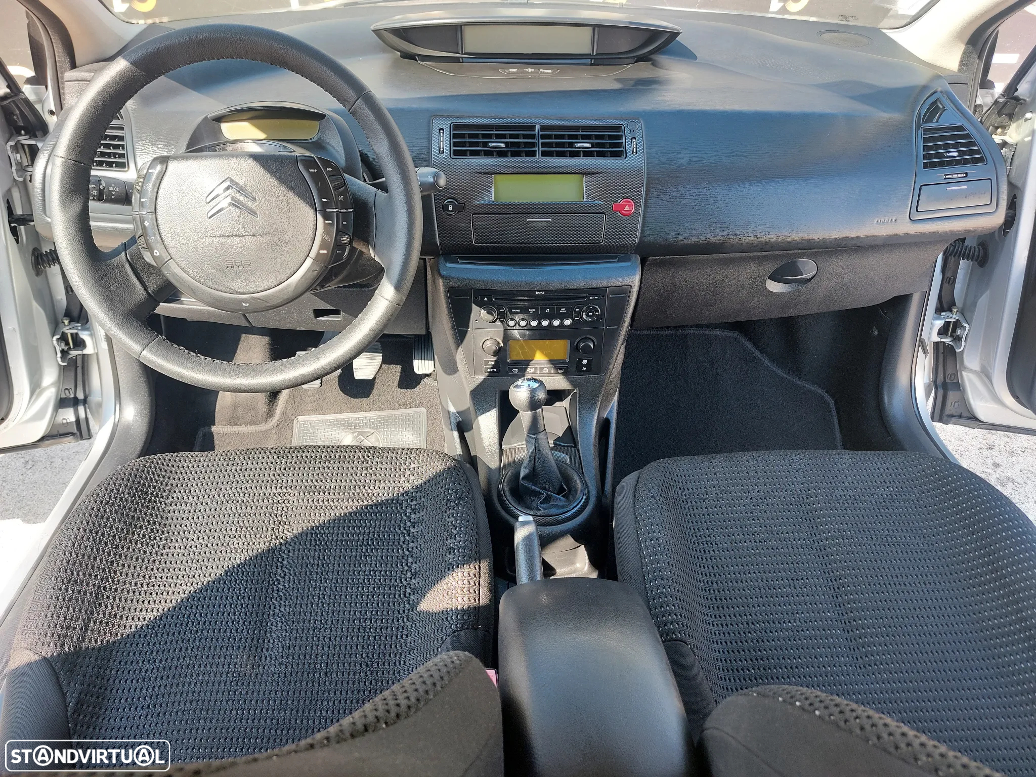 Citroën C4 1.6 HDi 110 VTR Pack - 16