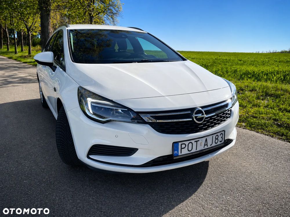 Opel Astra - 1