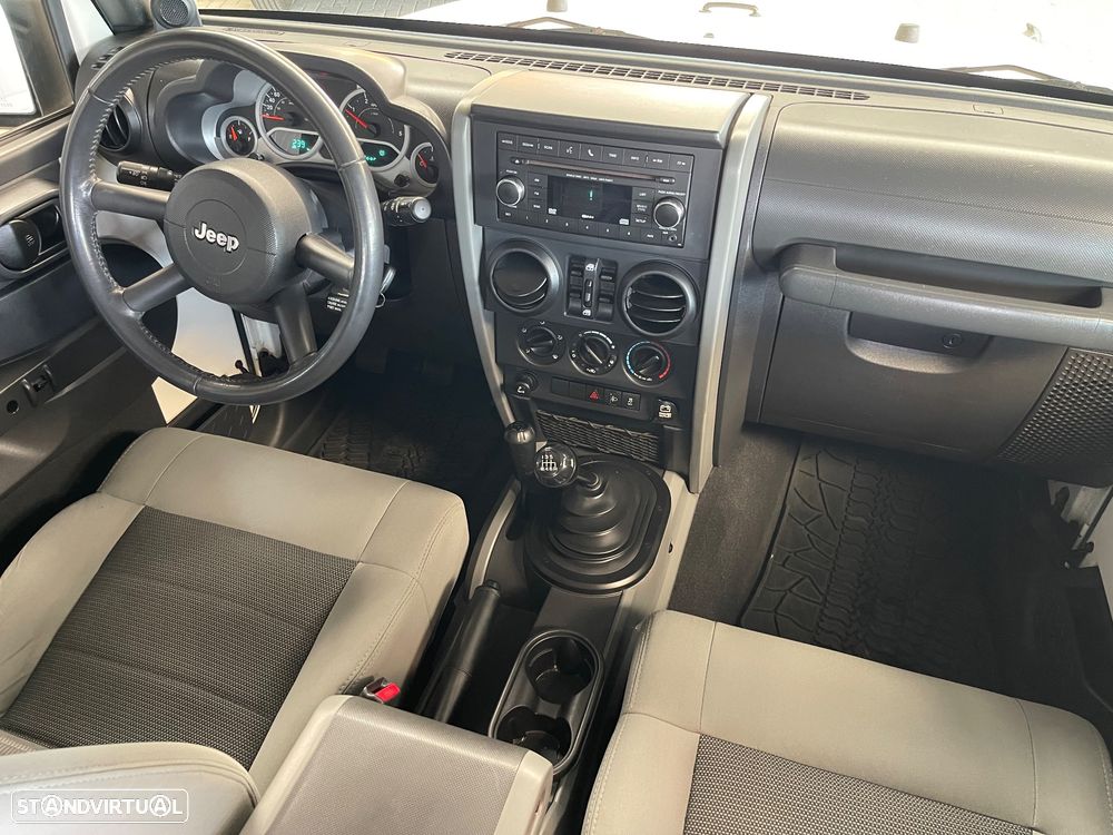 Jeep Wrangler Unlimited - 6