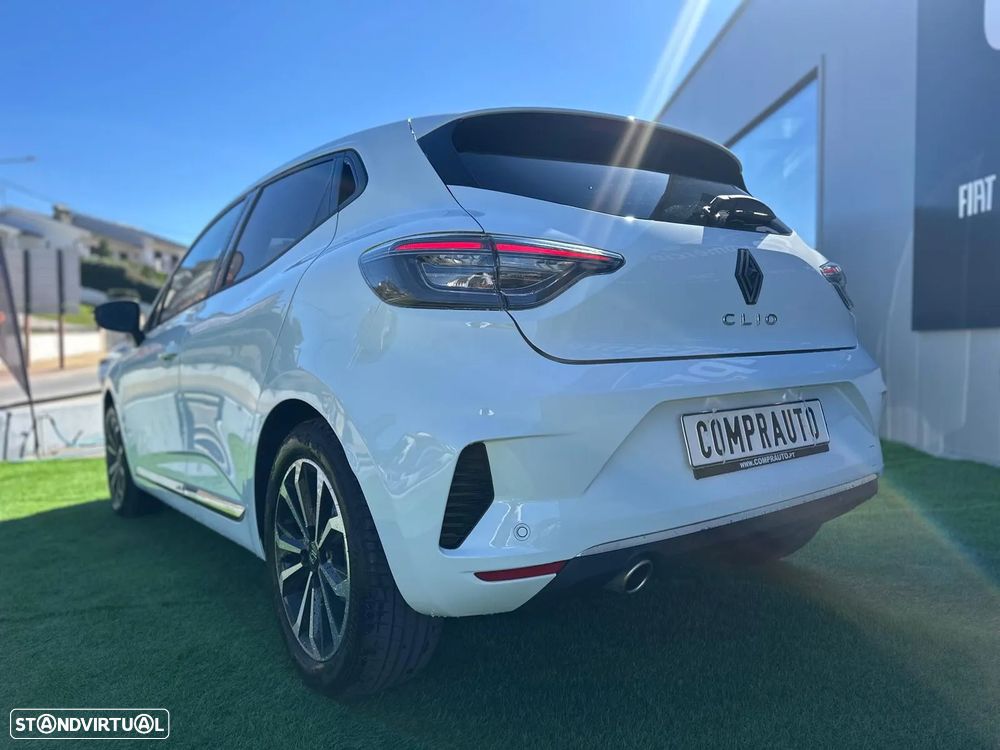 Renault Clio - 6