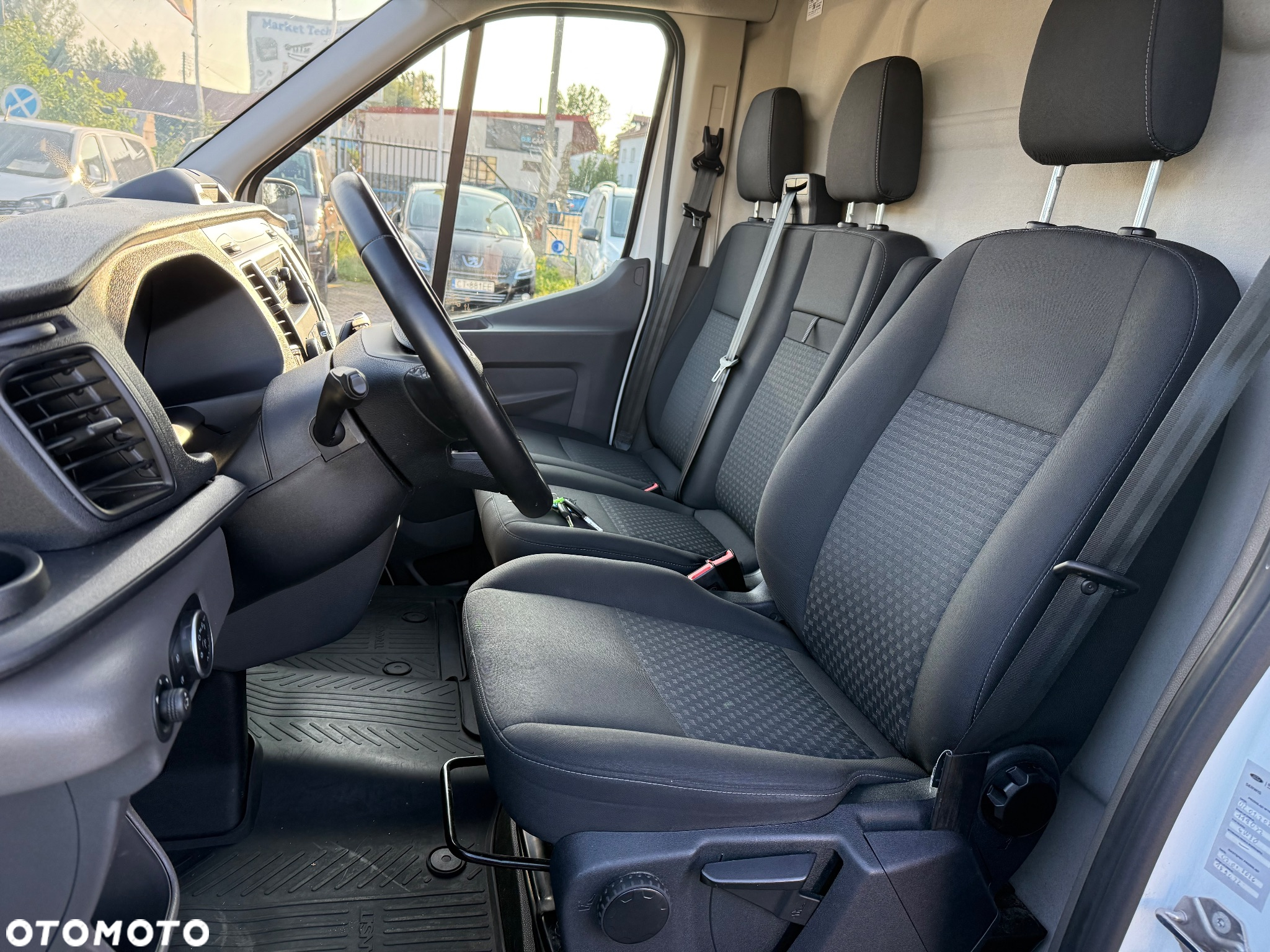 Ford Transit - 16