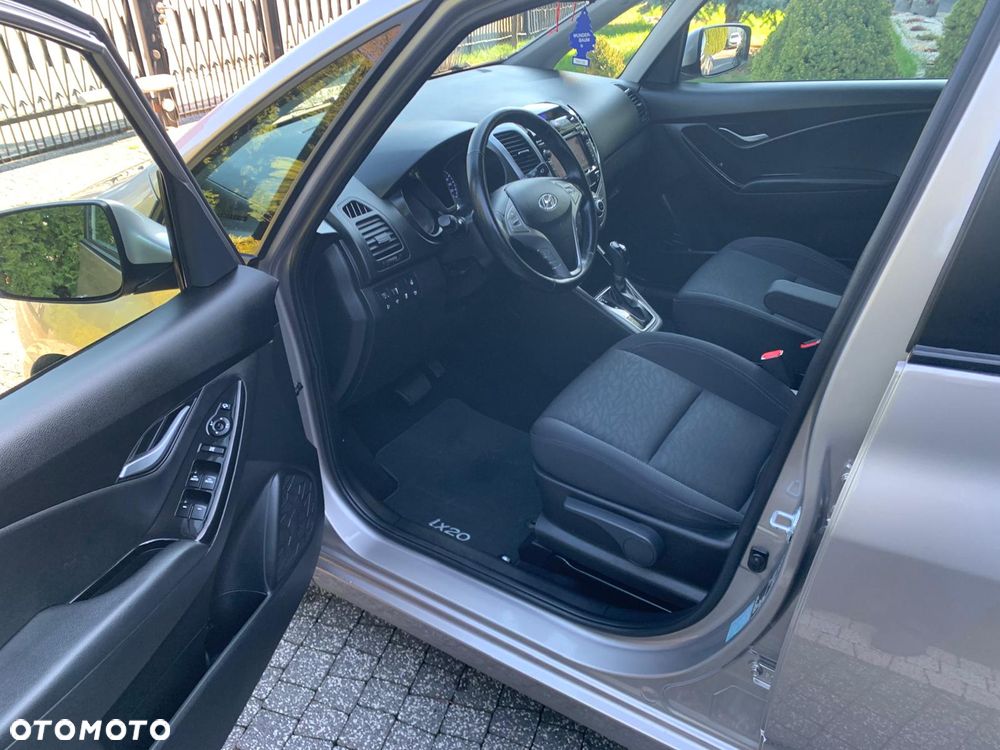 Hyundai ix20 1.6 Premium - 12