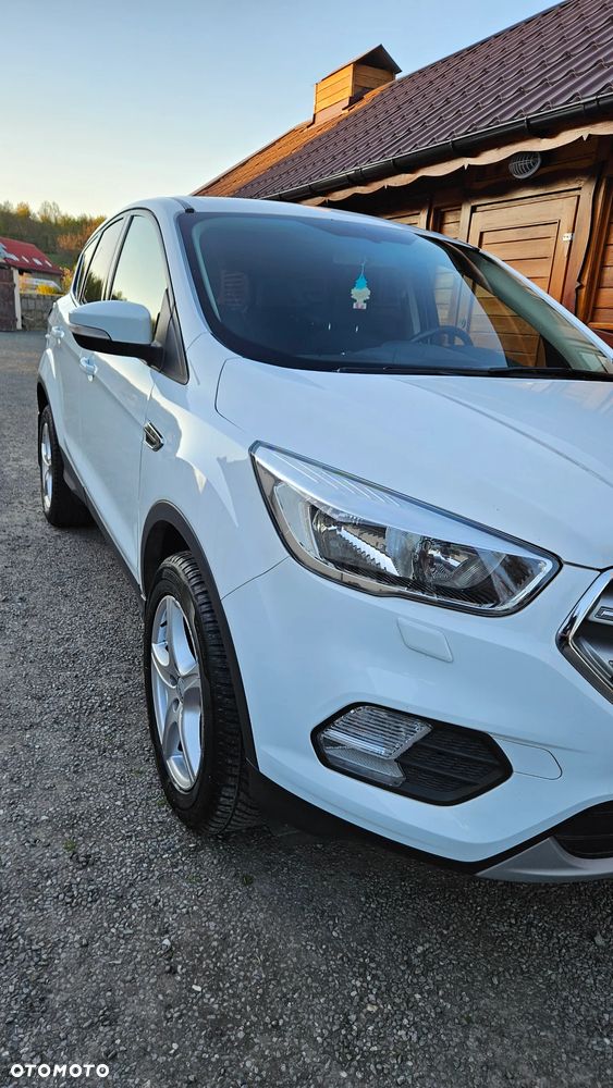 Ford Kuga 1.5 EcoBoost FWD Trend - 10