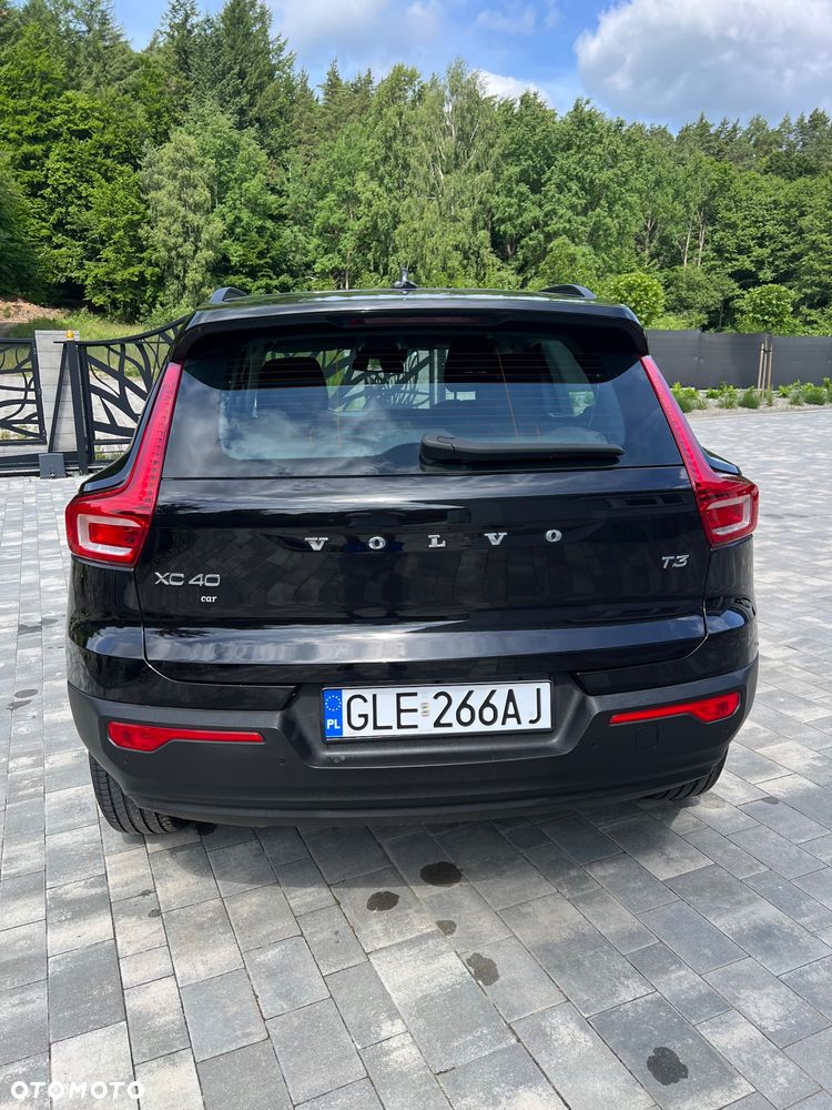 Volvo XC 40 T3 Geartronic Momentum Pro - 5