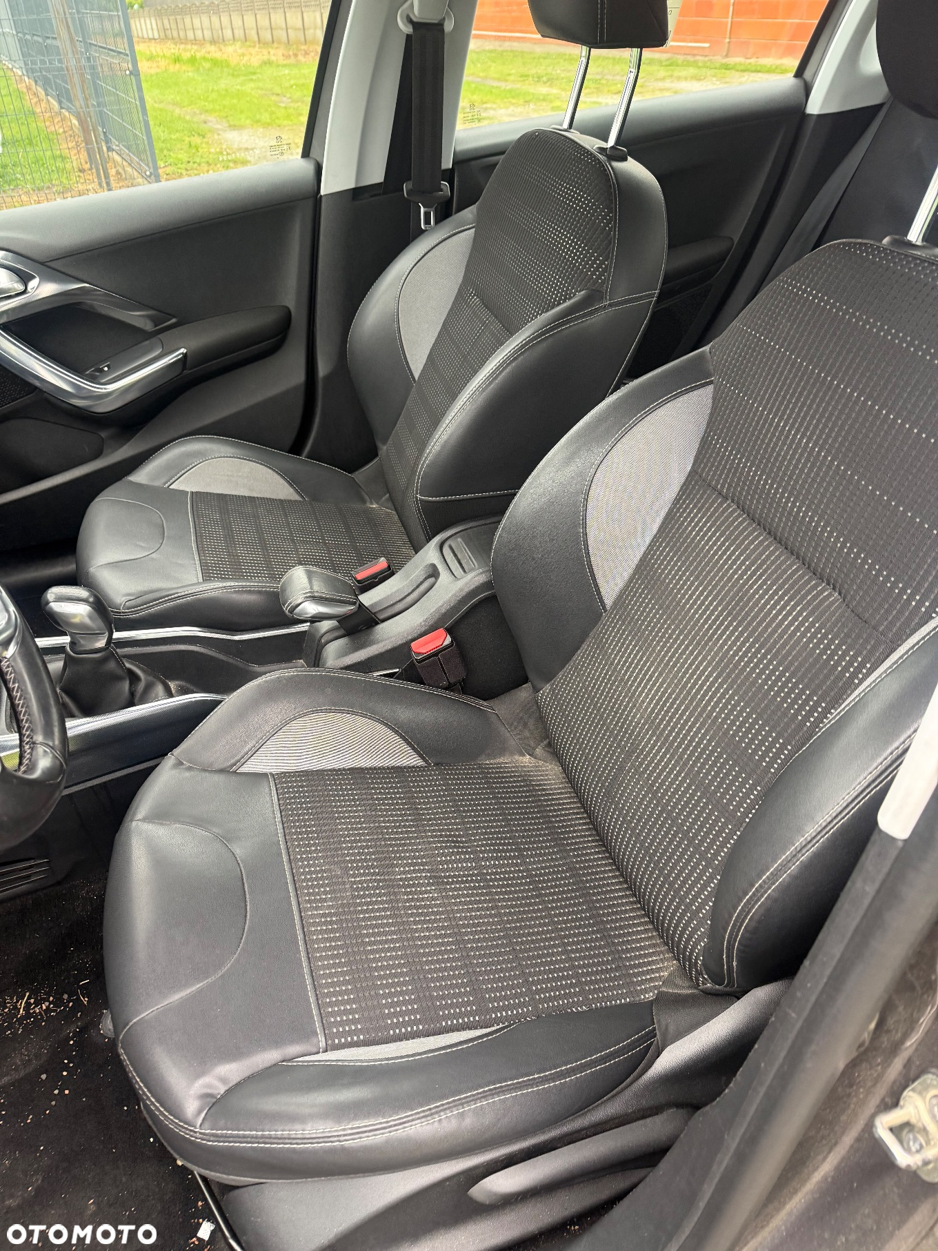 Peugeot 2008 1.2 Pure Tech GPF Style - 9