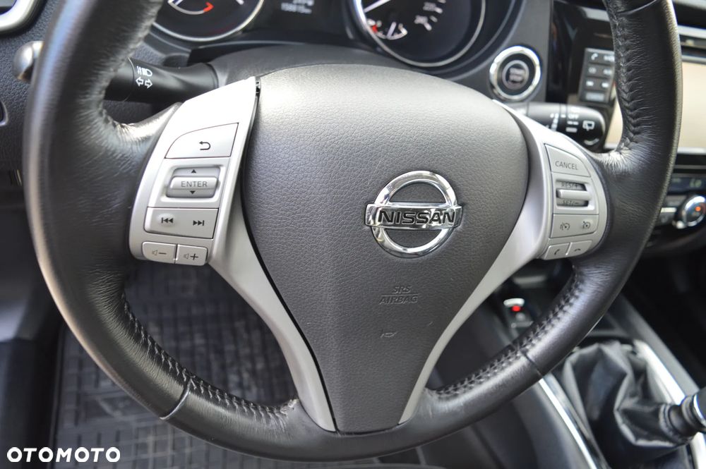 Nissan X-Trail 1.6 DIG-T Tekna 2WD 7os - 25