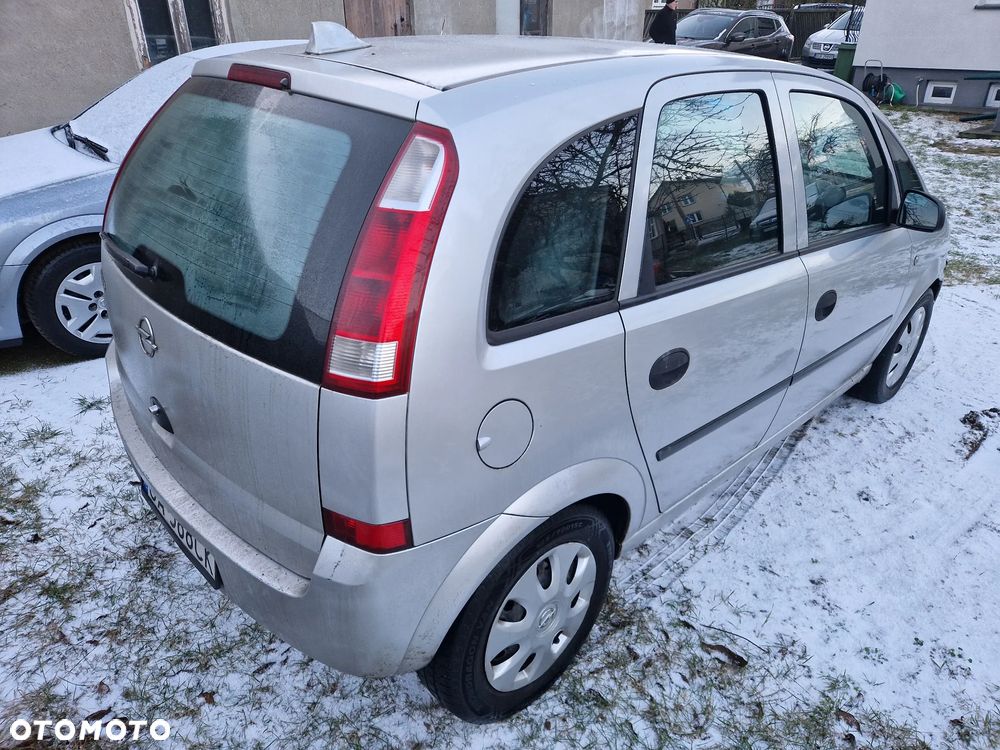 Opel Meriva 1.6 (Essentia) - 3