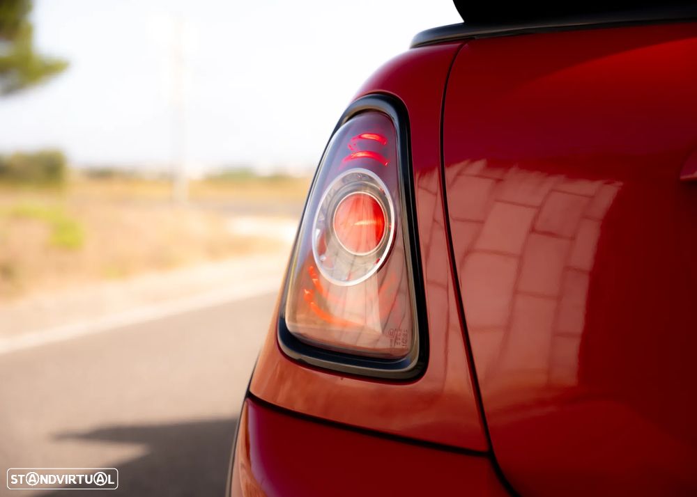 MINI Cabrio John Cooper Works 157g - 19