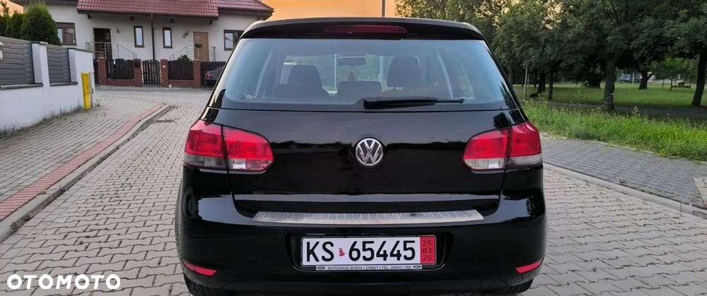 Volkswagen Golf - 17