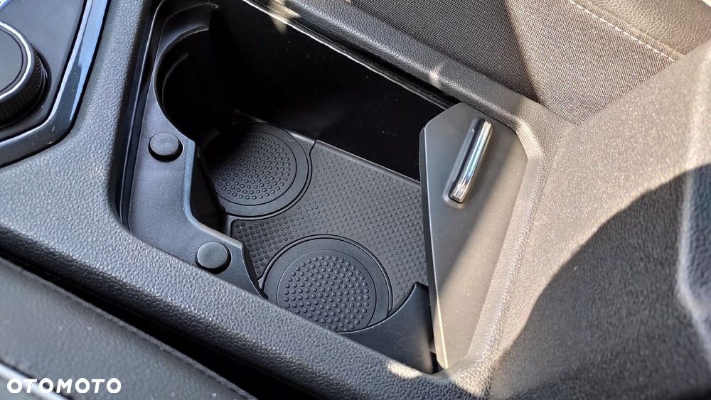 Volkswagen Tiguan - 31