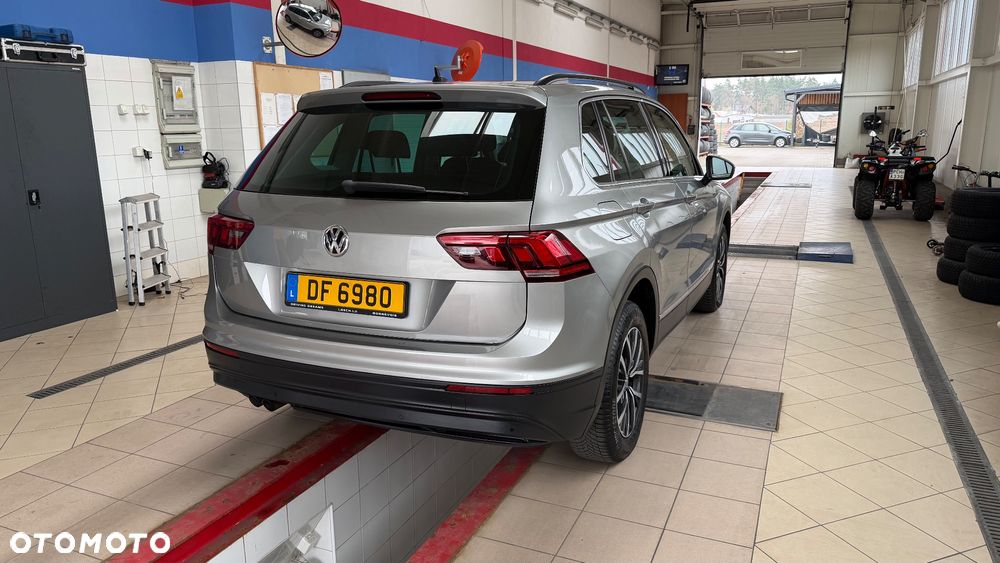 Volkswagen Tiguan 2.0 TDI SCR 4MOTION (BlueMotion Techn.) DSG Highline - 26