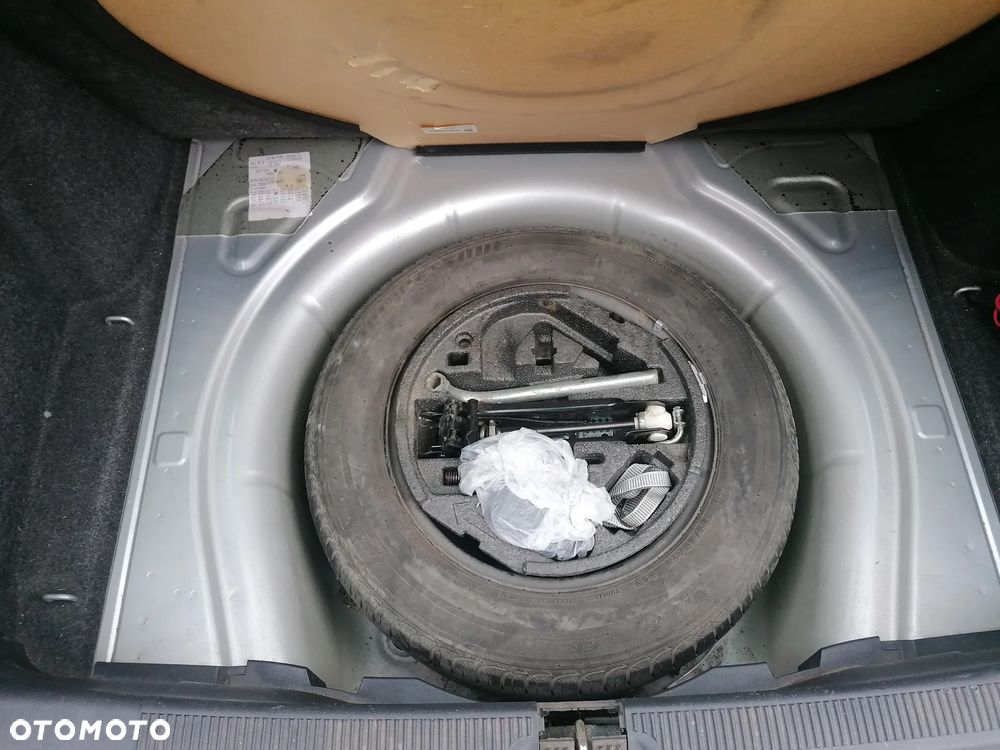 Skoda Octavia 2.0 TDI DPF Ambiente - 21