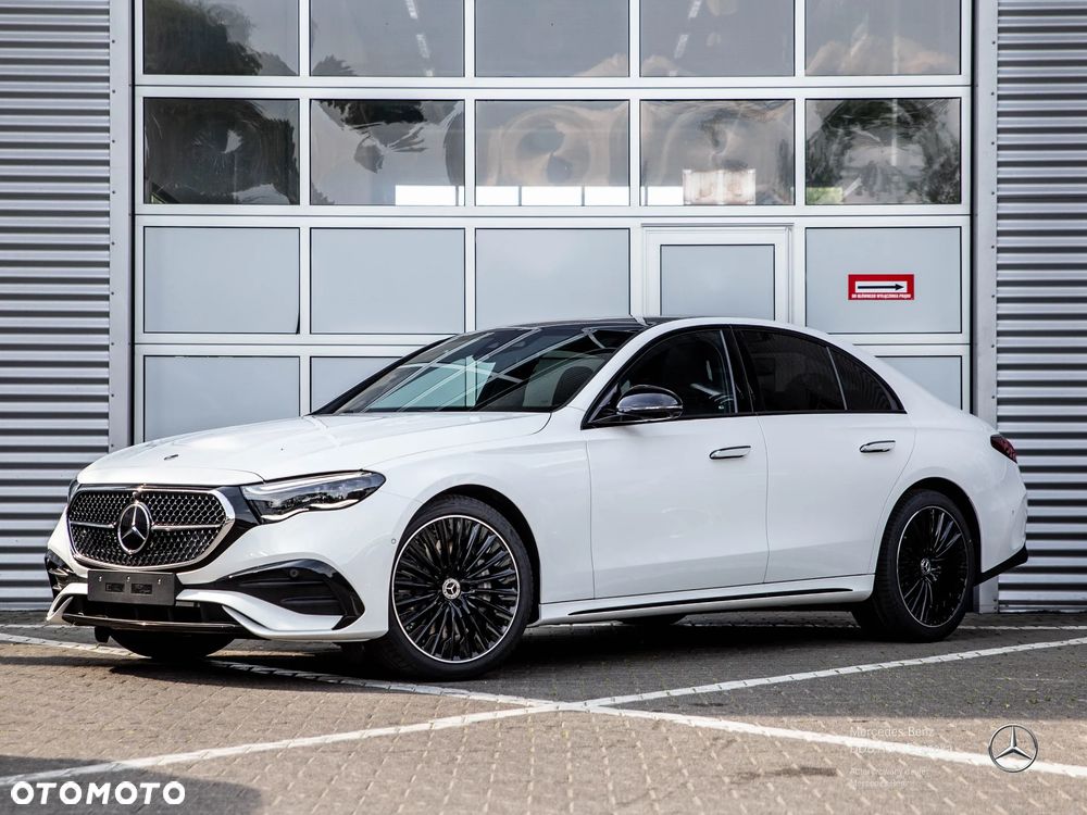 Mercedes-Benz Klasa E 220 d mHEV 4-Matic AMG 9G-Tronic - 2