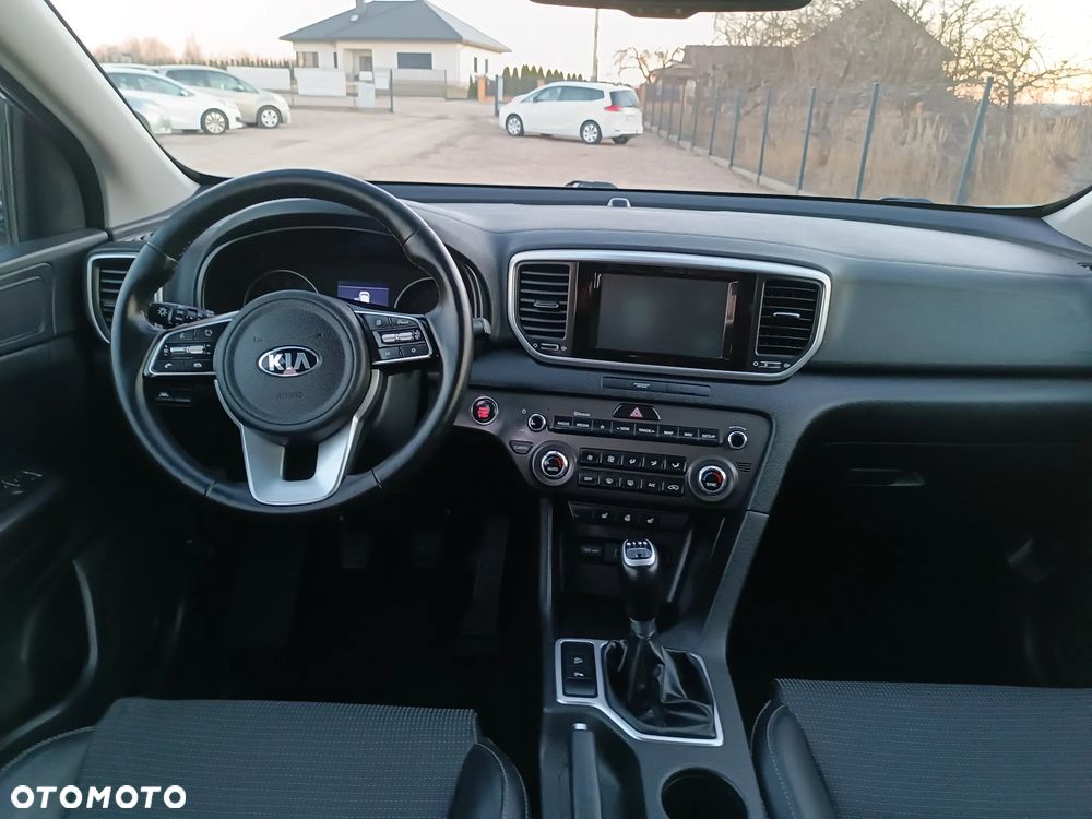 Kia Sportage 1.6 GDI 2WD DREAM-TEAM EDITION - 29