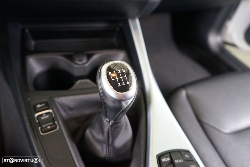 BMW 116 d EfficientDynamics Edition - 27