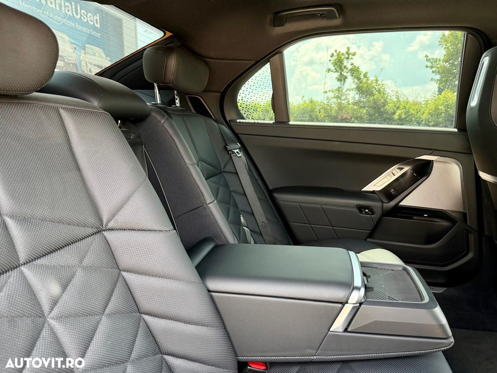 BMW Seria 7 - 9