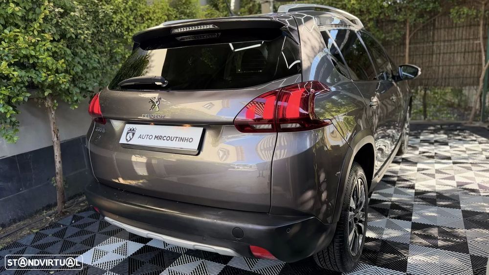 Peugeot 2008 BlueHDi 100 Allure - 11