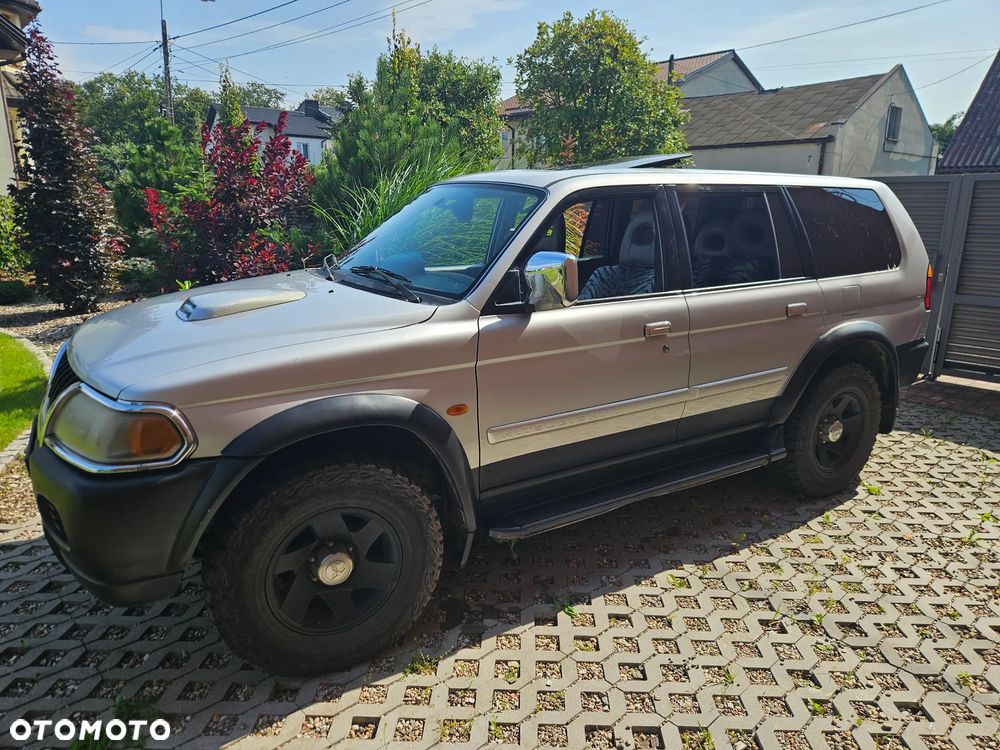 Mitsubishi Pajero Sport 2.5 TDI