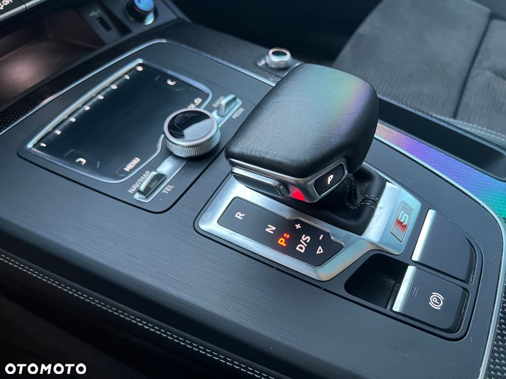Audi SQ5 - 16