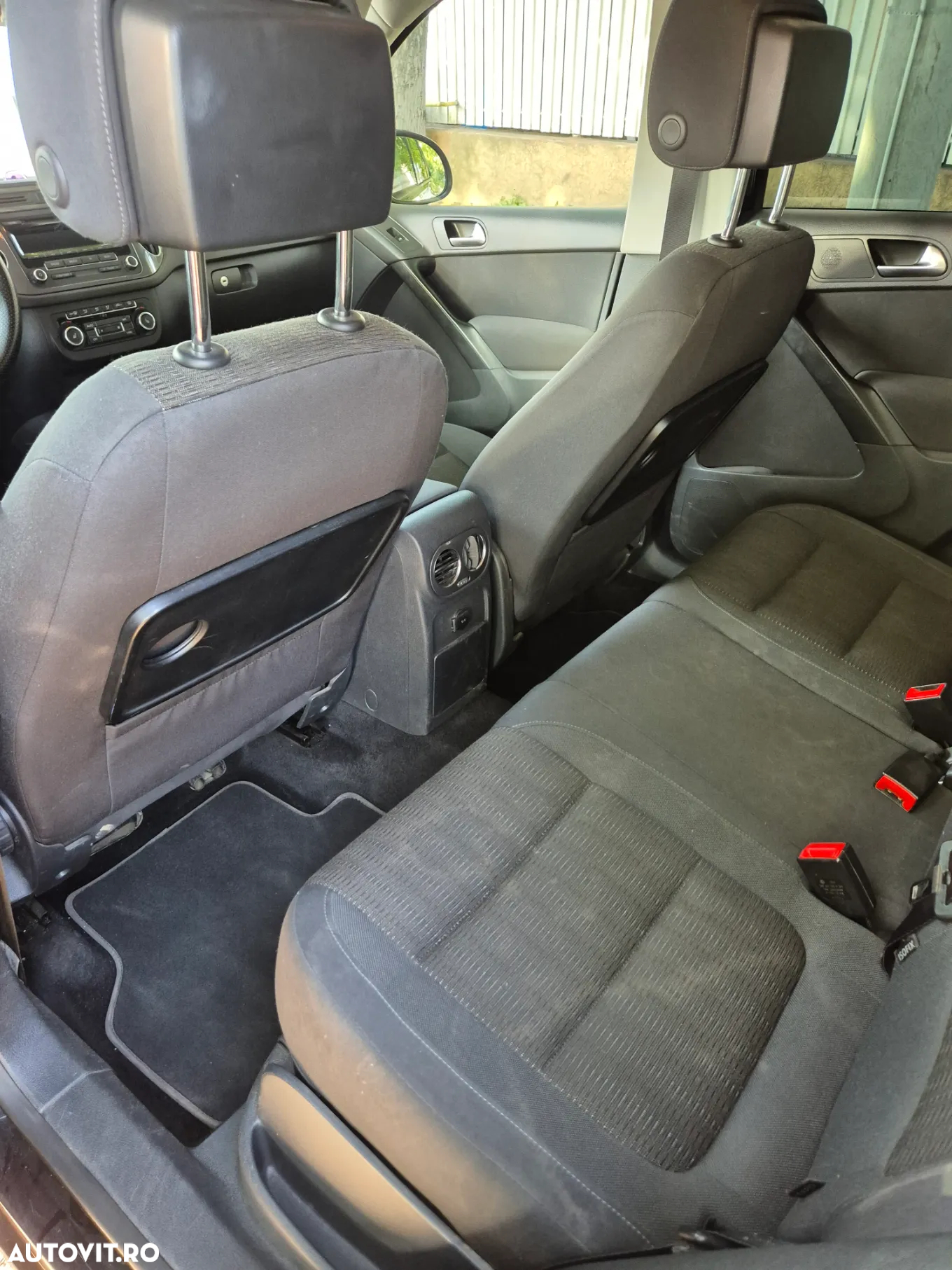 Volkswagen Tiguan - 5