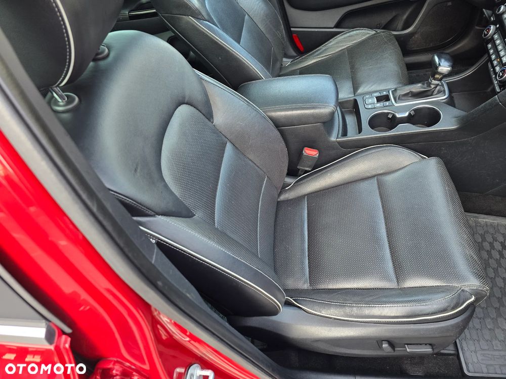 Kia Sportage 2,0 CRDI AWD GT Line - 35