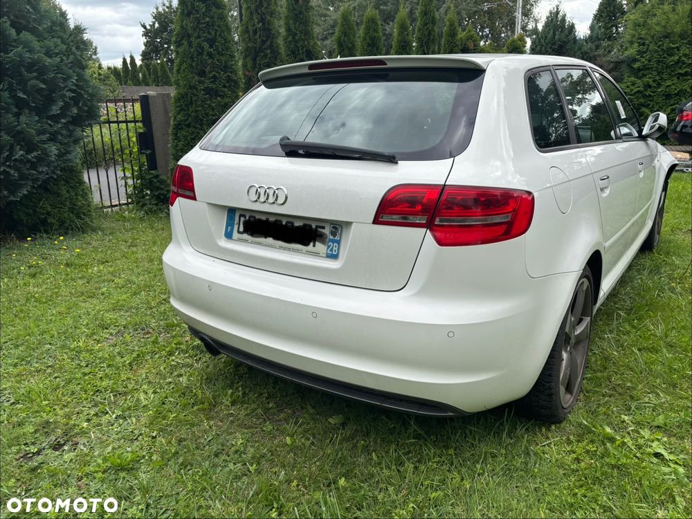 Audi A3 Sportback 2.0 TDI DPF S tronic S line Sportpaket - 3