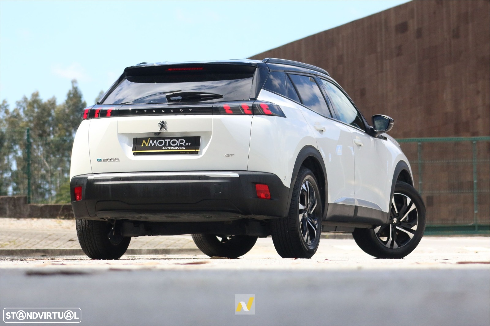 Peugeot e-2008 50 kWh GT Pack - 3